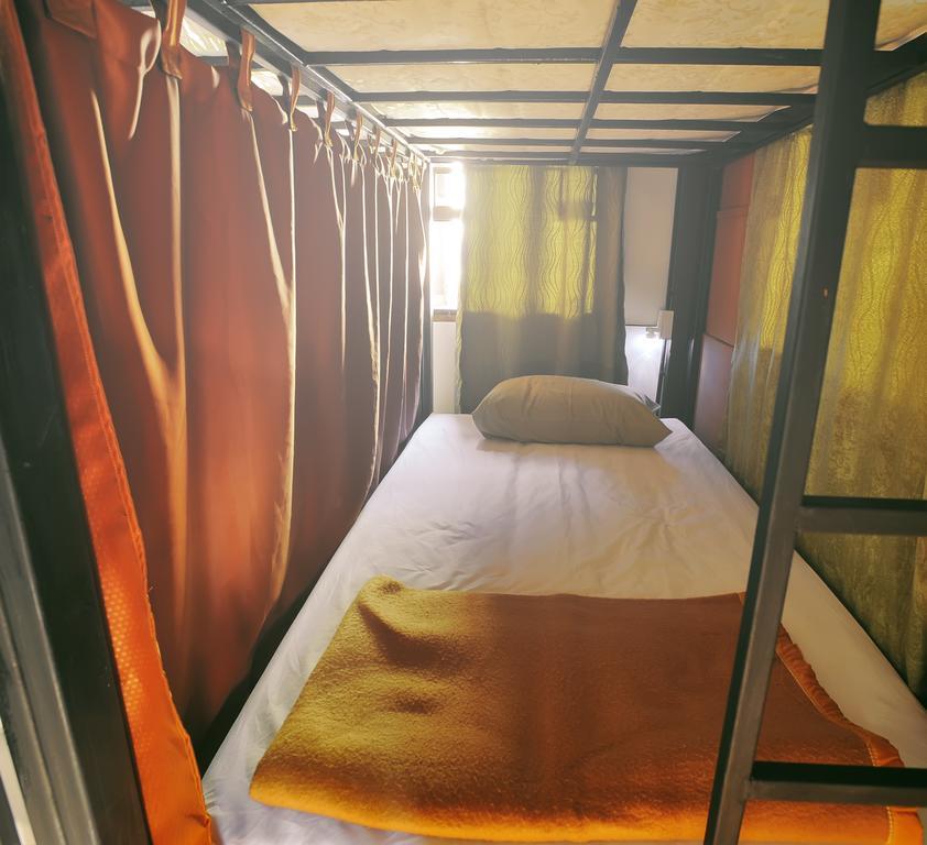 Manon Hostel Chiang Mai Zimmer foto